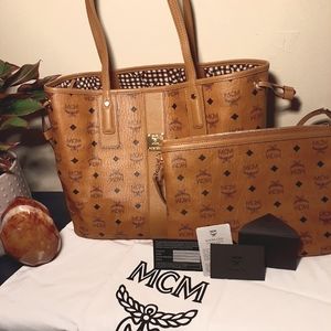 Authentic Brand new MCM Medium Liz Reversible Shopper with clutch Cognac Brown